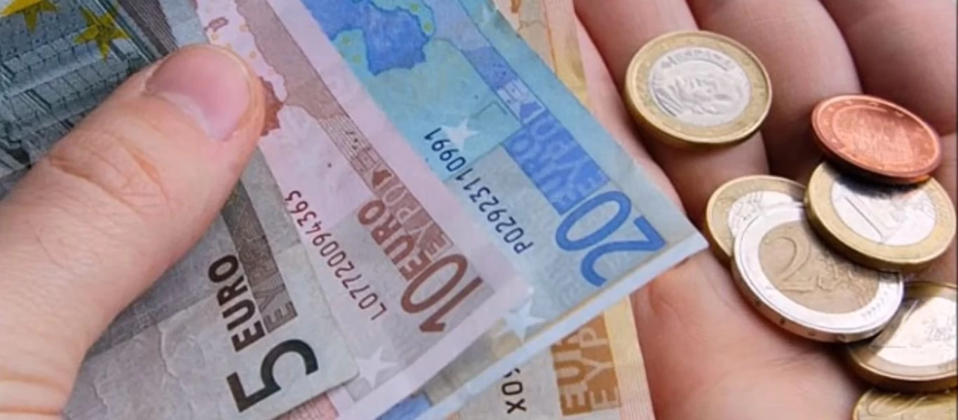 «Ανάσα» για χιλιάδες συνταξιούχους: Δείτε πότε καταβάλλονται τα αναδρομικά